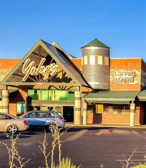 Yokes fresh market - Yoke's Fresh Market (Deli), 454 Keene Road, Richland, Routine Nov. 14 (45 Red, 0 Blue) Notes: Room temperature storage or improper use of time as a control, improper cold holding (Greater than 45°F), lack of conformance with approved procedures.